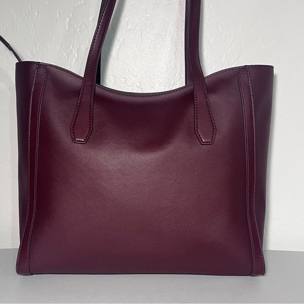 Michael Kors Leida Large Tote Bag in Oxblood NWT - Picture 4 of 12
